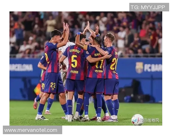 巴塞罗那主场大胜瓦伦西亚，梅西独造3球创西甲纪录